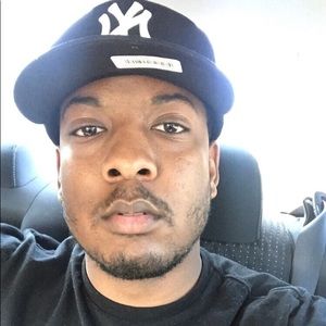 Meet your Posher, Johnathan